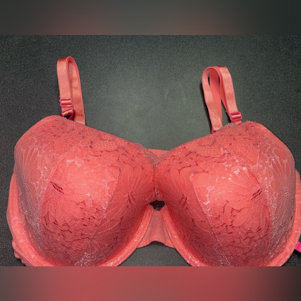 Victoria's Secret Coral Lace Bra
